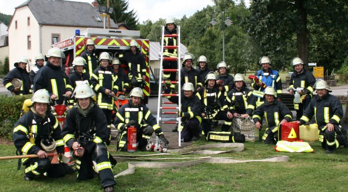images/baustert/Freiwillige-Feuerwehr/2017_mannschaft.jpg